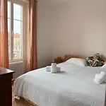 La Genette, Maison Proche Centre-ville Сasa de vacaciones *