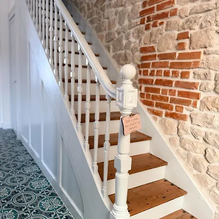 La Genette, Maison Proche Centre-ville 度假居